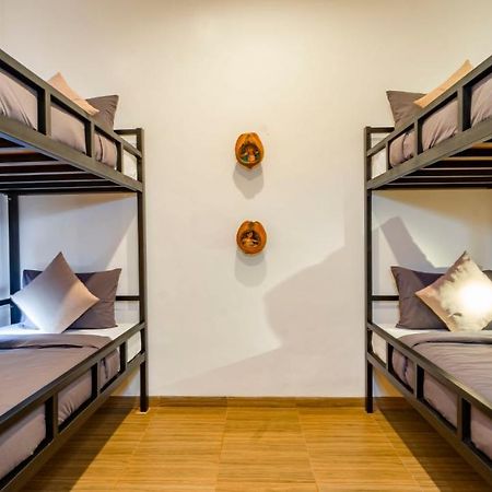 Aura Dormitory House Ubud Екстериор снимка