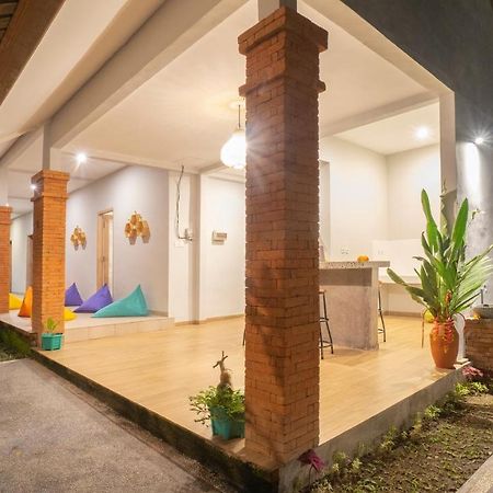 Aura Dormitory House Ubud Екстериор снимка