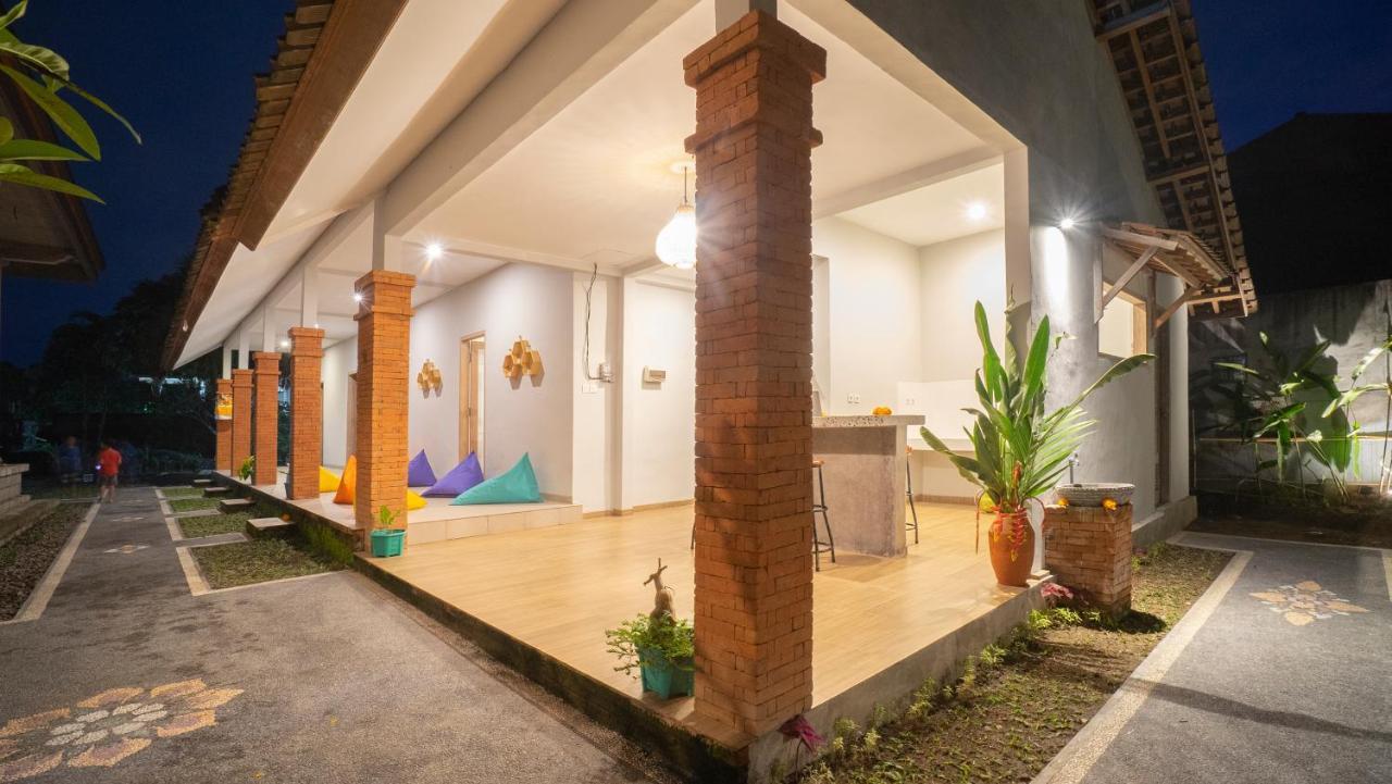 Aura Dormitory House Ubud Екстериор снимка